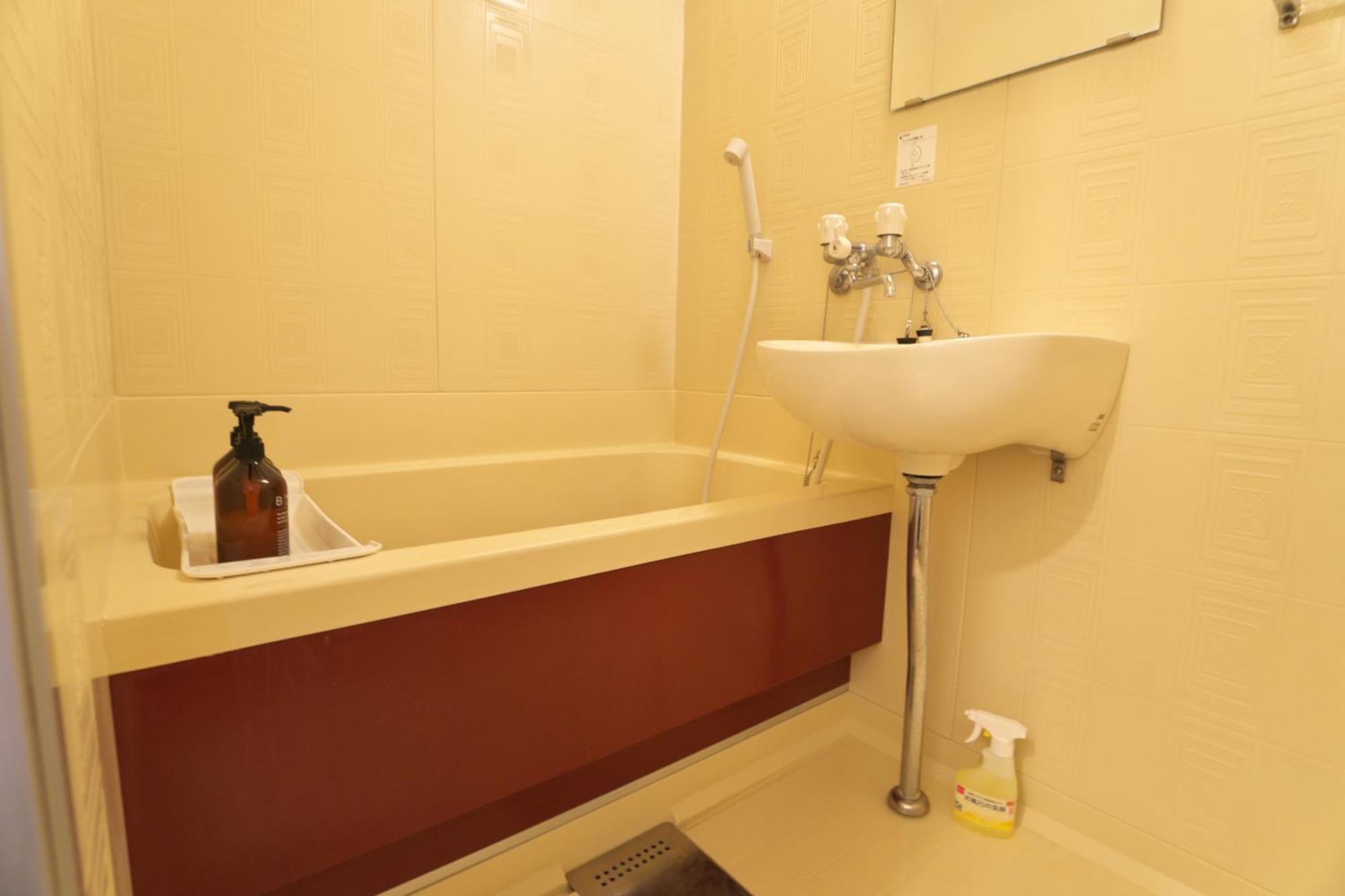 Appartement Zen Abode Japanese-style And Modern Western-style Tōkyō